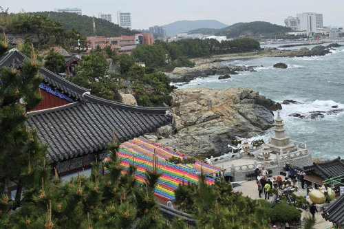Tren &ldquo;Living Travel&rdquo; di Korea Selatan, Wisatawan Bisa Tinggal hingga Sebulan