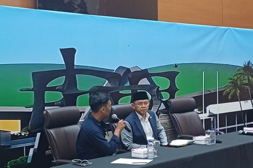 jemaah haji Indonesia, DPR RI, jemaah haji meninggal, Jemaah haji indonesia, haji 2025, 203 Jemaah Haji Meninggal, DPR Curiga Ada Suap demi Bisa Berangkat Meski Sakit