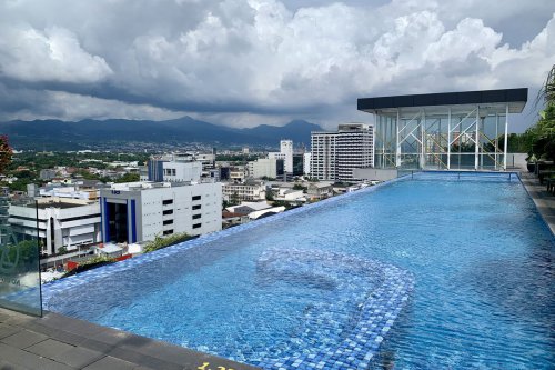 Mau Liburan ke Bandung? Ini Pilihan Hotel Dekat Braga, Ada SkyView Pool
