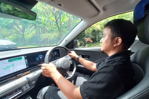Setir Mobil Bergetar? Periksa Pelek, Bukan Hanya Ban!