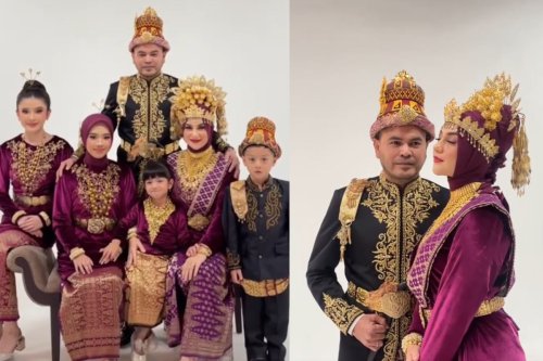 Keluarga Irish Bella - Haldy Sabri Tampil Serasi Pakai Baju Adat Aceh Saat Foto Keluarga