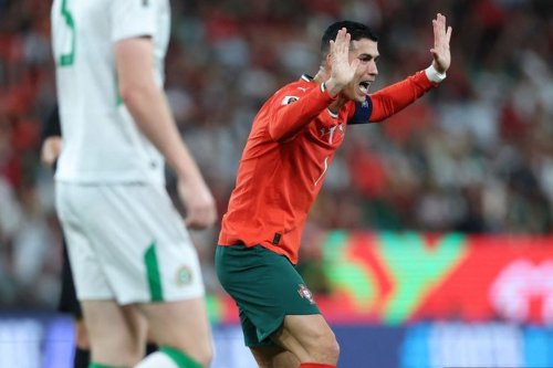 Cristiano Ronaldo, Portugal, portugal vs Irlandia, hasil kualifikasi piala dunia 2026, kualifikasi piala dunia 2026, Renato Veiga, Ronaldo Disebut Tak Perlu Minta Maaf Usai Gagal Eksekusi Penalti