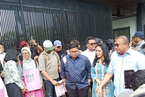 Desakan Rieke Diah Pitaloka, Latar belakang tuntutan 17+8, Isi tuntutan rakyat 17+8, Kenaikan harga pangan jadi sorotan, Rieke Diah Pitaloka Minta Tuntutan Rakyat 17+8 Ditambah: Tolak Kenaikan Iuran BPJS dan Harga Pangan Turun