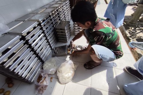 Makan Bergizi Gratis, keracunan MBG, keracunan mbg basi, Sony Sanjaya, Wakil Kepala BGN, BGN Tugaskan Semua Ahli Gizi dan Relawan Rekam dan Cicip Dulu MBG Sebelum Dibagikan