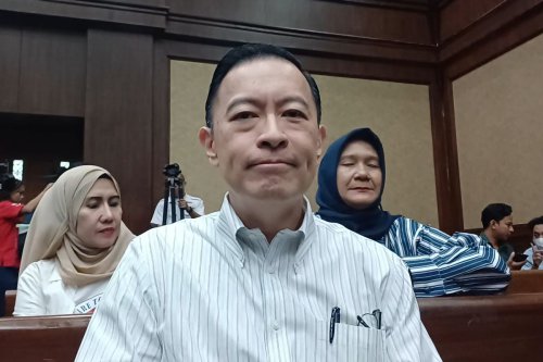 Tom Lembong, gula rafinasi, Pengadilan Tipikor, kasus tom lembong, kasus tom lembong impor gula, Tom Lembong Ungkap Alasan Bawa Contoh Gula ke Persidangan: &lsquo;Iseng&rsquo; dan &lsquo;Bete&rsquo;