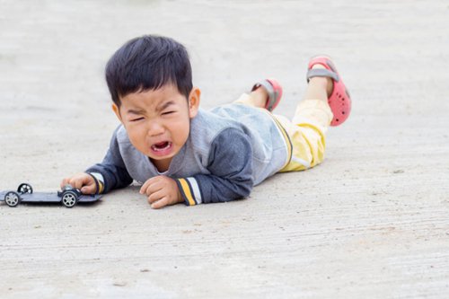3 Tips Mengatasi Anak Tantrum dari Psikolog, Apa Saja?