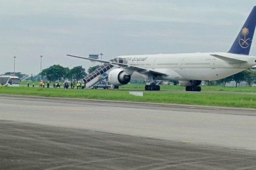 Saudia Airlines, Ancaman Bom, ancaman bom, ancaman bom di pesawat, ancaman bom Saudia Airlines, ancaman bom Saudia Airlines SV-5726, ancaman bom Saudia SV-5726, Saudia Airlines SV-5726, ancaman bom di pesawat saudia airlines, Kondisi Terkini Saudia Airlines SV-5276 yang Dapat Ancaman Bom, Polda Sumut Masih Lakukan Pemeriksaan