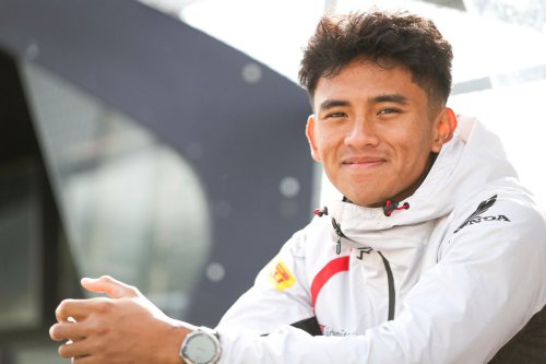 balap, Coba Olahraga Baru, Mario Suryo Aji Jajal Pilates