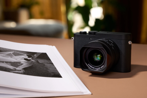 Leica Q3 Monochrom Resmi, Kamera Digital Hitam-putih dengan Sensor Full-frame