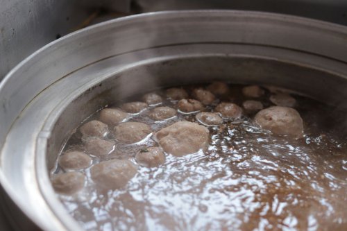 Resep Kuah Bakso Bening tapi Tetap Gurih dan Berkaldu Lezat