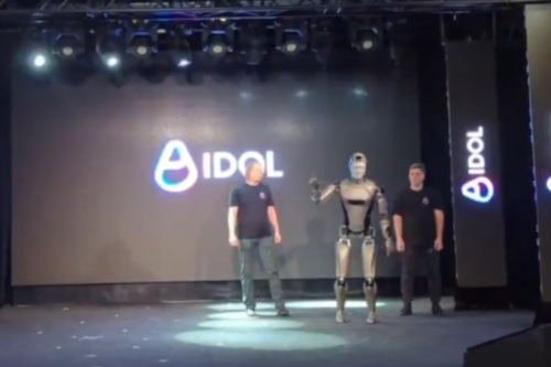 Rusia Bikin Robot Humanoid, Baru Dikenalkan Langsung "Pingsan"