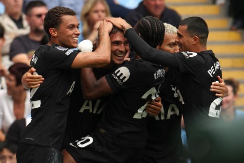 Man City vs Tottenham 0-2: Thomas Frank Setara Mourinho dan Conte