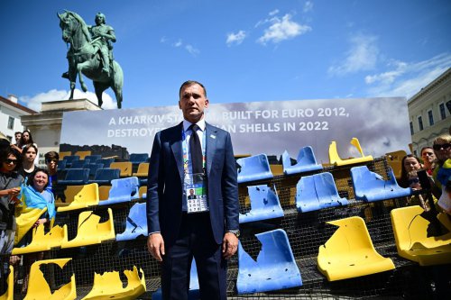 Massimiliano Allegri, Liga Italia, Andriy Shevchenko, Serie A, Inter, Luka Modric, Rafael Leao, Andriy Shevchenko Kunjungi Milanello, Optimistis AC Milan Bisa Kejar Inter