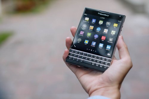 Kisah Kejatuhan HP BlackBerry: Dibunuh oleh Layar Sentuh