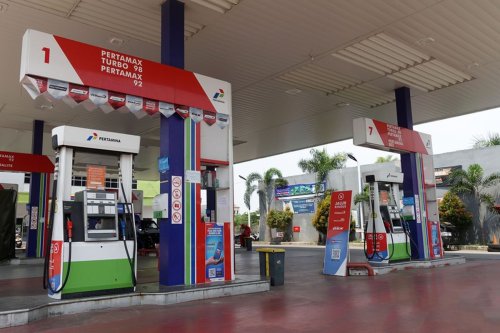Ditolak Isi Pertalite, Warga Tuban Kaget Lihat SPBU Tetap Layani Pembeli Drum