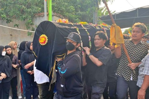 Pilu Ayah Mahasiswa Amikom Rheza Sendy Pratama yang Meninggal saat Aksi di Mapolda DIY