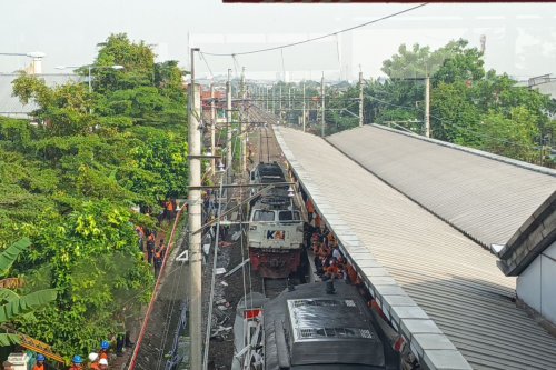 Top 19+ Kereta Jarak Jauh Batal Berangkat Hari Ini, Imbas Kecelakaan KRL dan Argo Bromo Anggrek