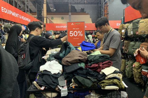 1. Eiger, 2. Arei, 3. Consina, 4. Kilimanjaro, 5. Dhaulagiri, 6.&nbsp;Outfrai, 7. Irco Official&nbsp;, 8. Reptil Adventure, Top 8+ Promo di Indofest 2025 Merek, Ada Diskon Sampai 50 Persen