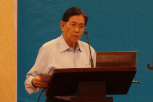 Selamat Jalan Kwik Kian Gie: Sosok Ekonom Kritis, Pendidik Tangguh, dan Politikus Berintegritas
