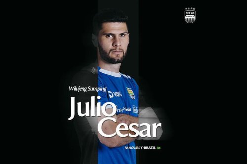 Julio Cesar Resmi Bergabung dengan Persib Bandung