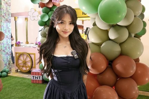 Fuji Makeup ala Barbie di Pesta Ulang Tahun Gala Sky