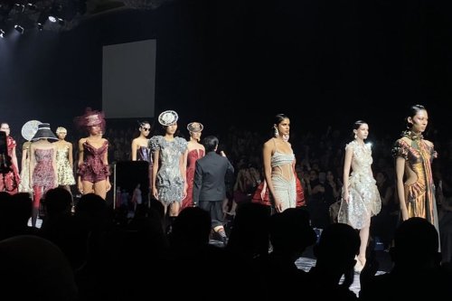 Eddy Betty Gelar Fashion Show &ldquo;Luminescence&rdquo;, Comeback Setelah 7 Tahun