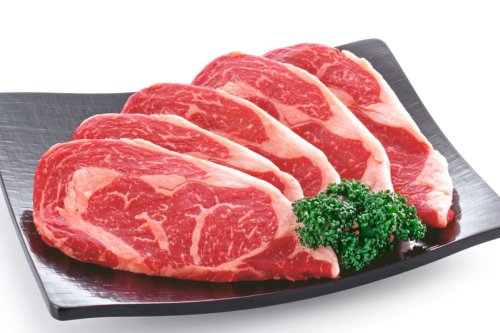 Bukan Mitos, Ini Alasan Daun Pepaya, Nanas, dan Jahe Bisa Empukkan Daging