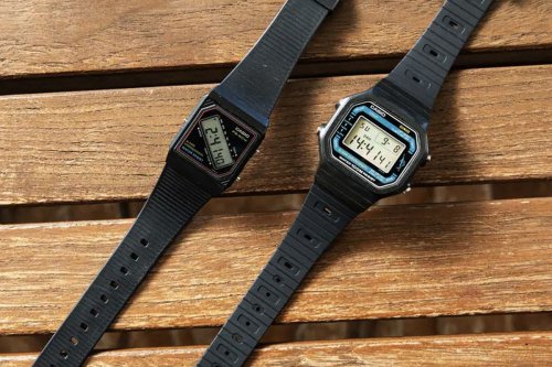 Ketipisan 3,9 mm dan sangat ringan, Dijuluki &ldquo;Paperwatch&rdquo; dan penjualan melonjak pesat, Daya tarik warna dan desain dial miring, Warisan desain yang menjadi objek koleksi&nbsp;, Casio Pela, Jam Tangan Vintage Paling Tipis yang Jadi Incaran Kolektor