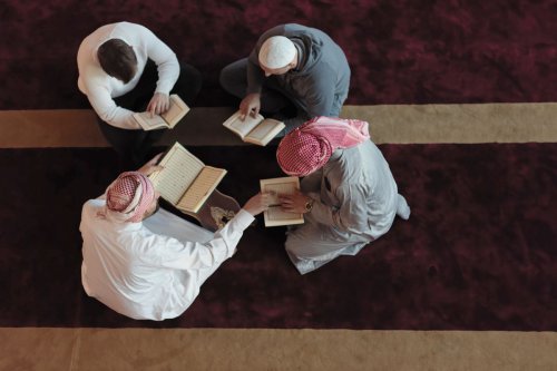 Agenda Iktikaf di 4 Masjid Besar Semarang, Ada Mujahadah dan Sahur Bersama