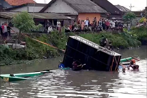 Detik-detik Sound Horeg Tengelam di Sidoarjo, Perahu Miring Akibat Getaran dan Beban