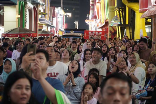 BERITA FOTO: Kemeriahan Pekan Raya Jakarta 2025, Berburu Kuliner hingga Tas Jumbo Unik