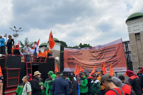 Demo Buruh 28 Agustus: Hapus Outsourcing Jadi Tuntutan Utama di Riau