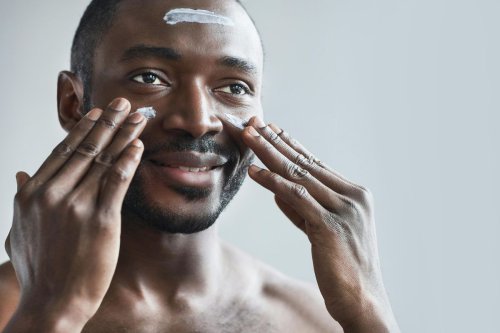 Top 6+ Urutan Skincare Pagi Pria, Wajib Tahu...