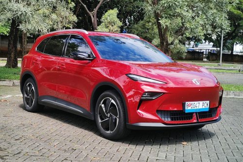 Interior MG S5 EV: Ruang Kabin Lapang, tetapi Mudah Terpapar Panas