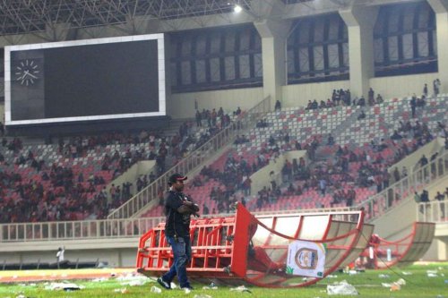 Hooliganisme Inggris dan Perlunya "Vaksin" untuk Sepak Bola Indonesia