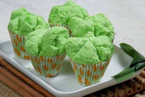 Resep Bolu Kukus 3 Telur, Tambah Bahan Ini agar Adonan Merekah dan Ringan