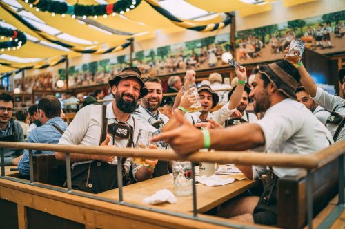 Top 12+ Festival Dunia yang Wajib Masuk Bucket List, Paling Ikonik