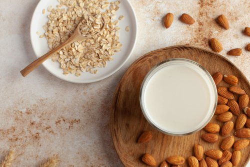 Cara Mudah Membuat Susu Oat di Rumah Hanya dalam 3 Langkah