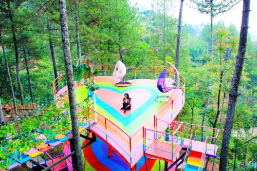 1. Orchid Forest Lembang, 2. Zona 235 Cikole, 3. Grafika Cikole, 4. Dago Dreampark, 5. Happy Farm Ciwidey, 6. Ranca Upas Ciwidey, 7. Perkebunan Teh Rancabali, 8. Ecopark Curug Tilu, 9. Kawah Putih Ciwidey, 10. Wayang Windu Panenjoan, Top 10+ Tempat Wisata Bandung dengan Nuansa Alam, Pas untuk Libur Panjang