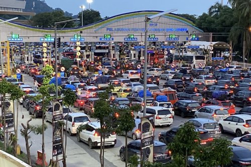 Arus Balik Lebaran: Penyeberangan Merak-Bakauheni Bakal Memuncak 28&ndash;29 Maret