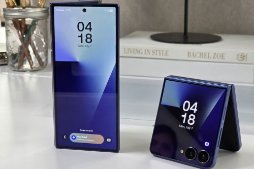 Samsung Galaxy Z Fold 7 dan Z Flip 7 Warna Blue Shadow Paling Diburu Konsumen