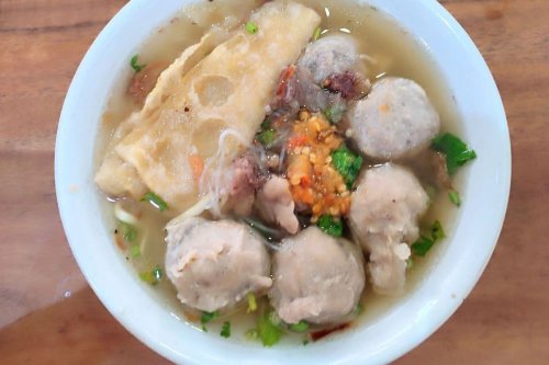 Resep Bakso Sapi Kenyal dan Enak, Dilengkapi Bumbu Kuah Segar