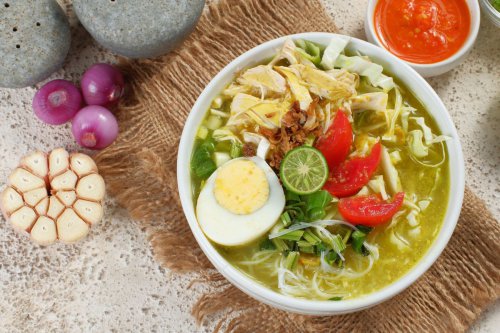 Resep Soto Lamongan Kuah Kuning, Gurih Harum dengan Bumbu Koya
