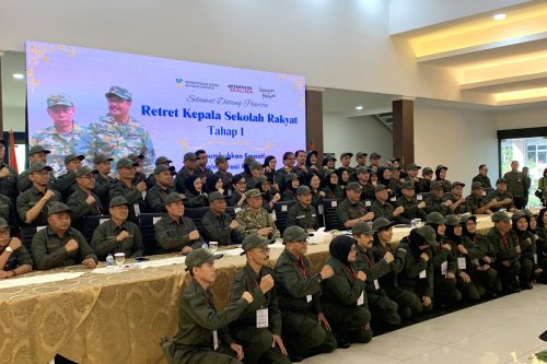 Retret Perdana 53 Kepala Sekolah Rakyat, Gus Ipul Tekankan Pentingnya Visi Bersama