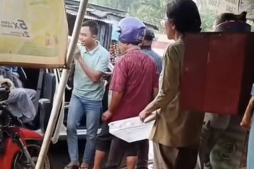 Kronologi Ibu Bawa Bayi Naik Taksi Online Diturunkan Paksa saat Hujan oleh Opang di Tigaraksa