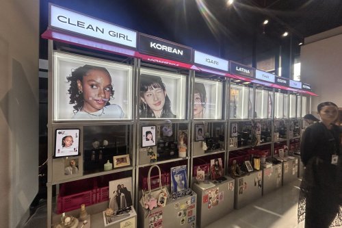 Personalisasi makeup yang lebih presisi, Teknologi Face Archi/Tech&trade; pertama di industri kecantikan, Pendekatan baru untuk MUA dalam membaca struktur wajah, Pengalaman pengguna dalam menemukan identitas wajah sendiri, Pengalaman lain yang bisa dicoba pengunjung, Make Over Luncurkan Teknologi Analisa Struktur dan Rasio Wajah