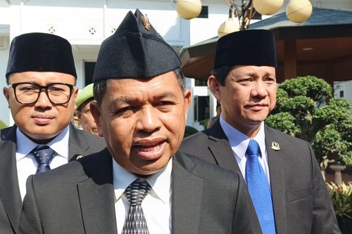 Dedi Mulyadi Alihkan ASN Non-Produktif Jabar ke SMA/SMK Mulai 2026 Imbas Efisiensi Anggaran