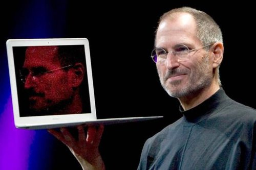 Cerita di Balik Kalimat "One More Thing" yang Melekat pada Steve Jobs