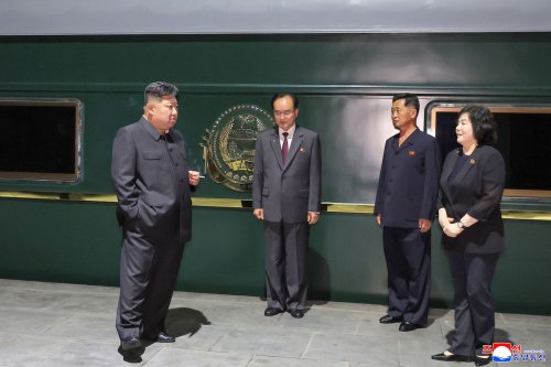 Kereta Kim Jong Un, Kantor Berjalan yang Mewah dan Super Aman