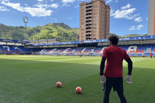 Indahnya Ipurua, Stadion Eibar yang 10 Kali Lebih Kecil dari GBK